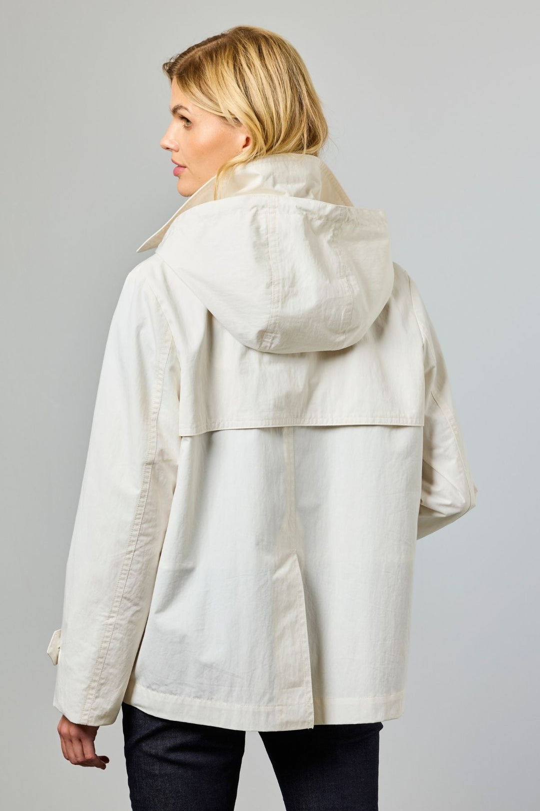 NICOLETTE Tailored Cotton Short Trench 2228 – LORNE'S COATS